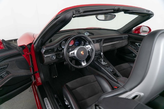 Used 2015 Porsche 911 Carrera 4 GTS AWD/4WD image 16
