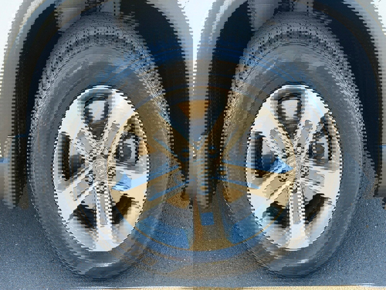 Used 2023 Honda Pilot EX-L image 11