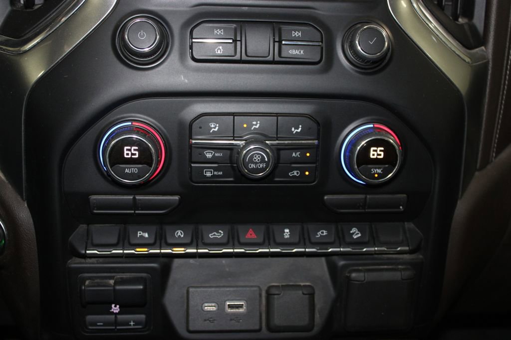 Used 2022 Chevrolet Silverado 1500 LTZ AWD/4WD image 33