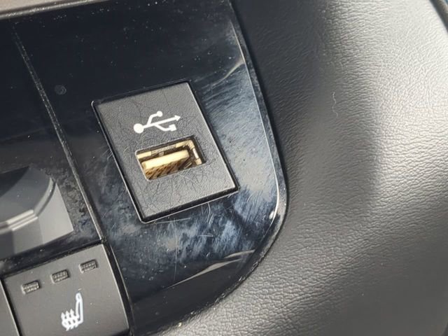 Used 2023 Toyota Tundra Platinum w/ Advanced Package AWD/4WD image 22