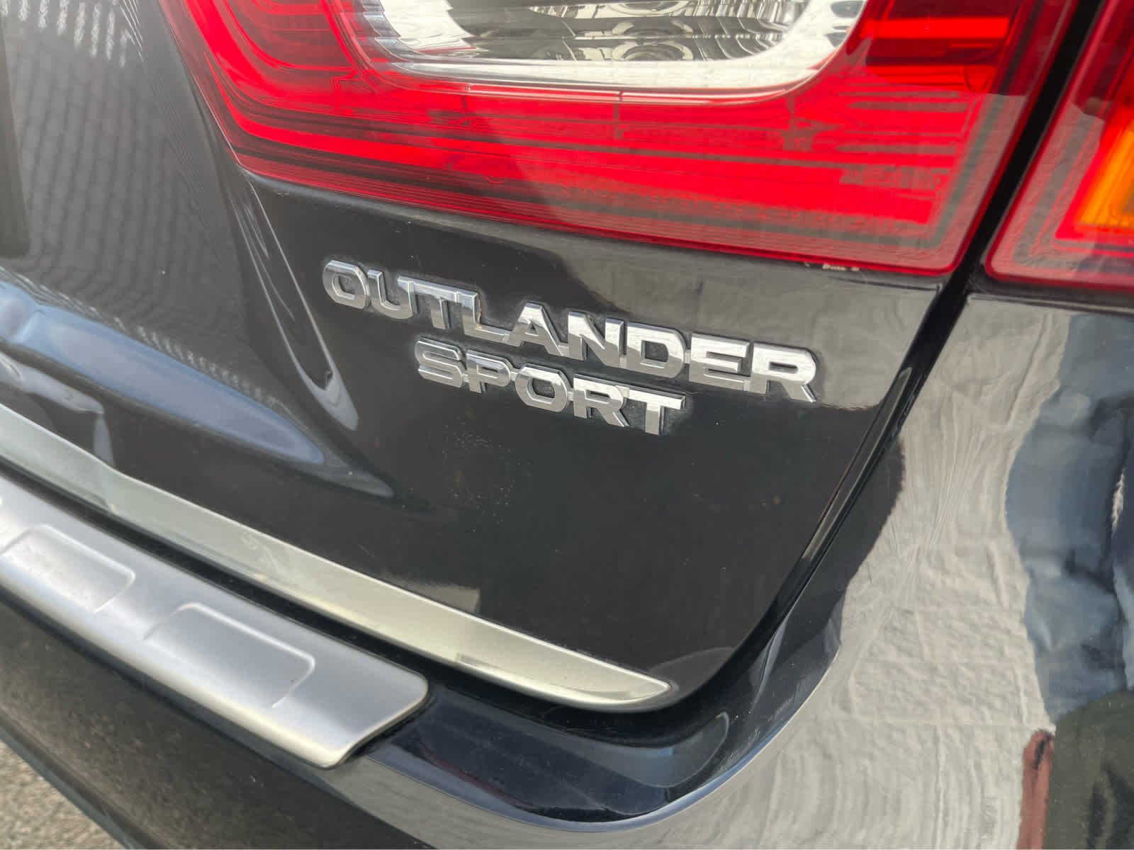 Used 2016 Mitsubishi Outlander Sport SEL image 9