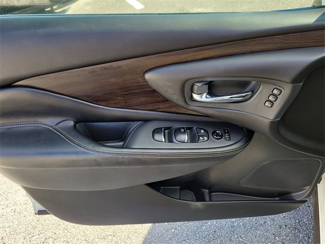 Used 2024 Nissan Murano Platinum w/ Cargo Package image 19