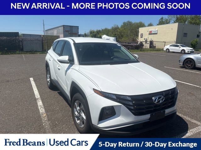 Used 2023 Hyundai Tucson SE AWD/4WD image 3