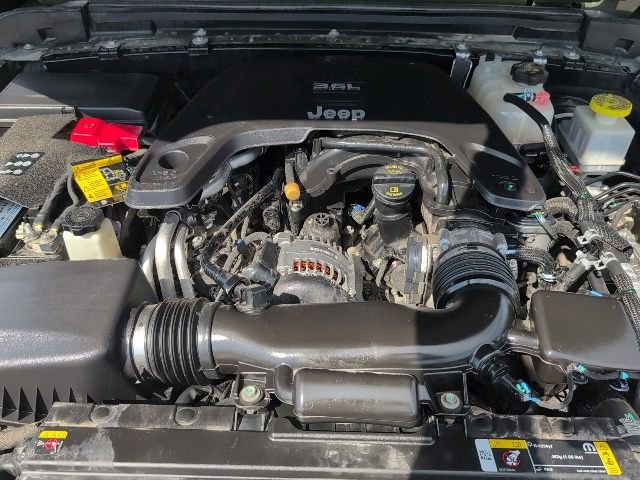 Used 2021 Jeep Gladiator Mojave w/ Cold Weather Group image 22