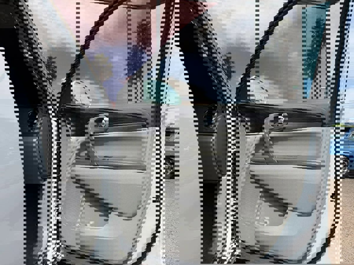 Used 2016 Buick Enclave Leather image 34