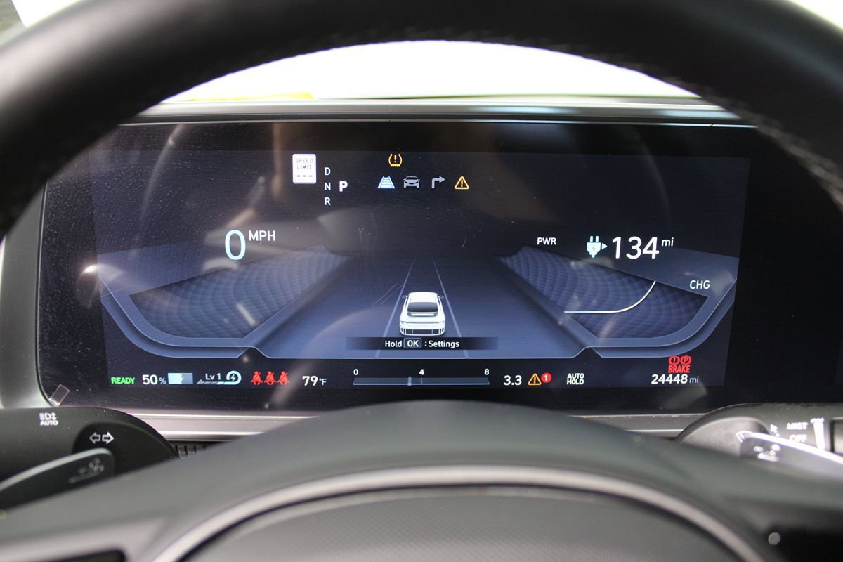 Used 2024 Hyundai Ioniq 6 SE RWD image 11