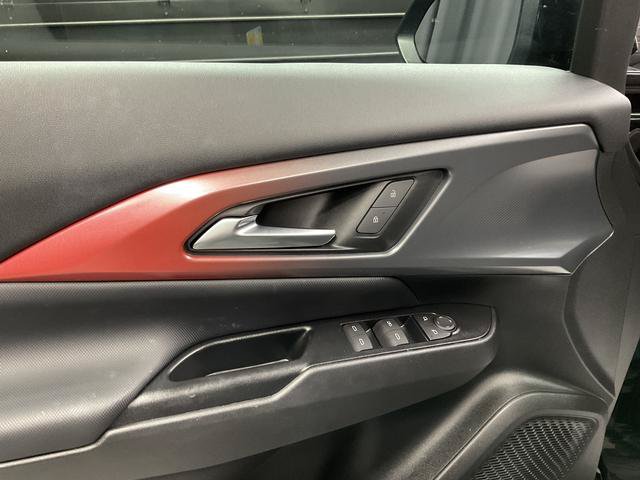 Used 2025 Chevrolet Equinox EV RS AWD/4WD image 12