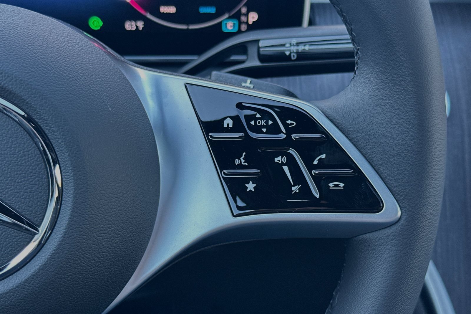 New 2025 Mercedes-Benz C 300 Sedan image 29
