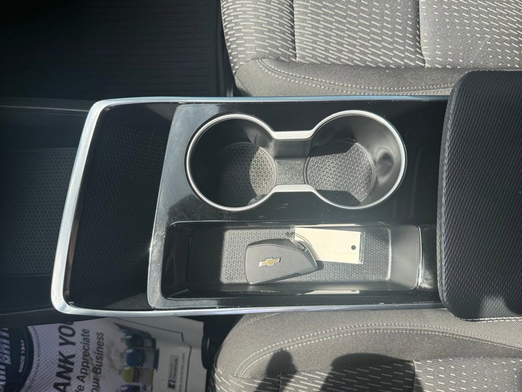 Used 2025 Chevrolet Equinox LT image 40