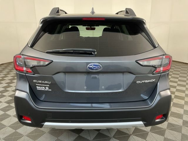 Used 2023 Subaru Outback Limited image 8