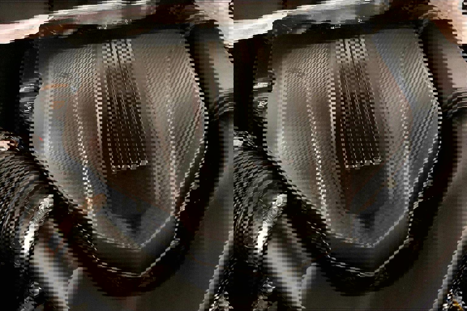 Used 2025 GMC Acadia Elevation image 31