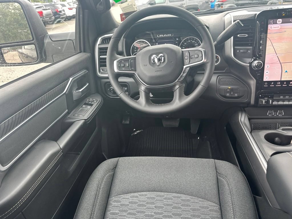 New 2026 RAM 3500 Big Horn AWD/4WD image 14