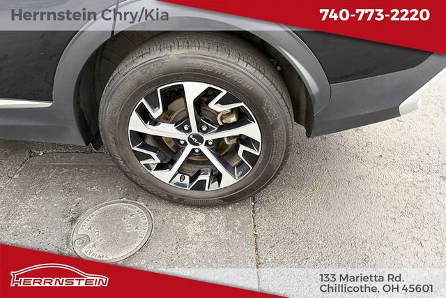 Used 2025 Kia Sportage EX AWD/4WD image 23