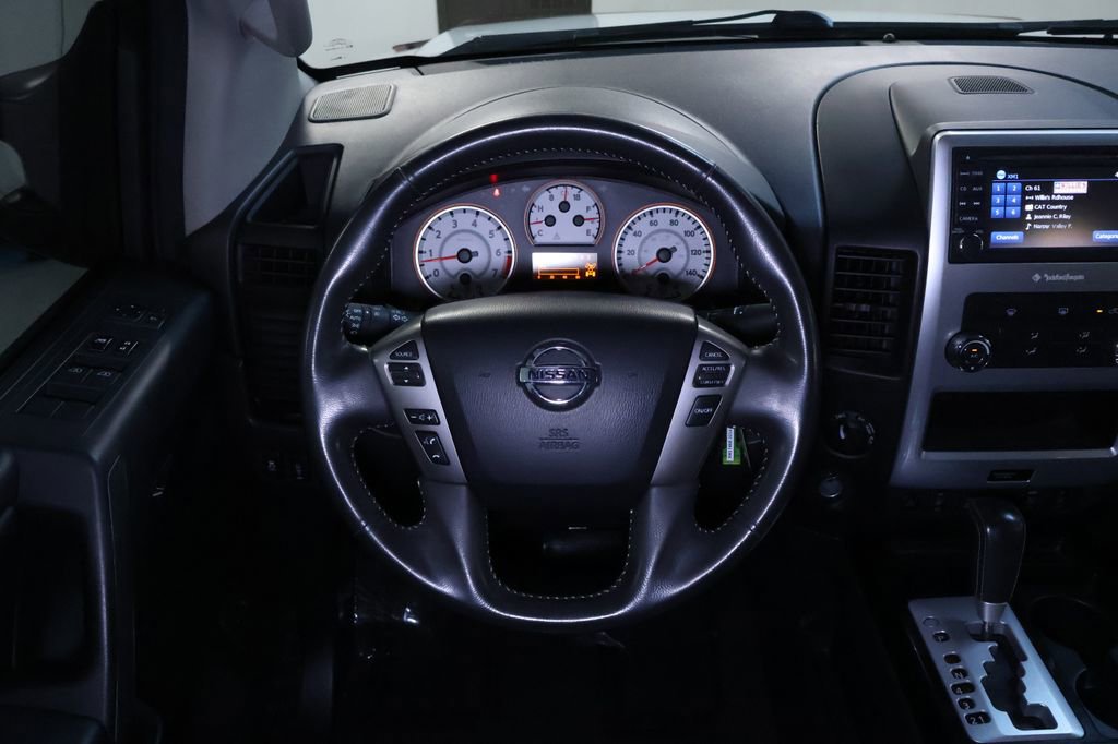 Used 2014 Nissan Titan PRO-4X w/ Pro-4x Luxury Package image 18