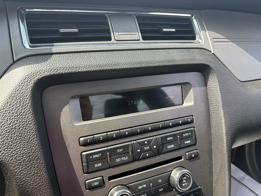 Used 2010 Ford Mustang Coupe RWD image 23