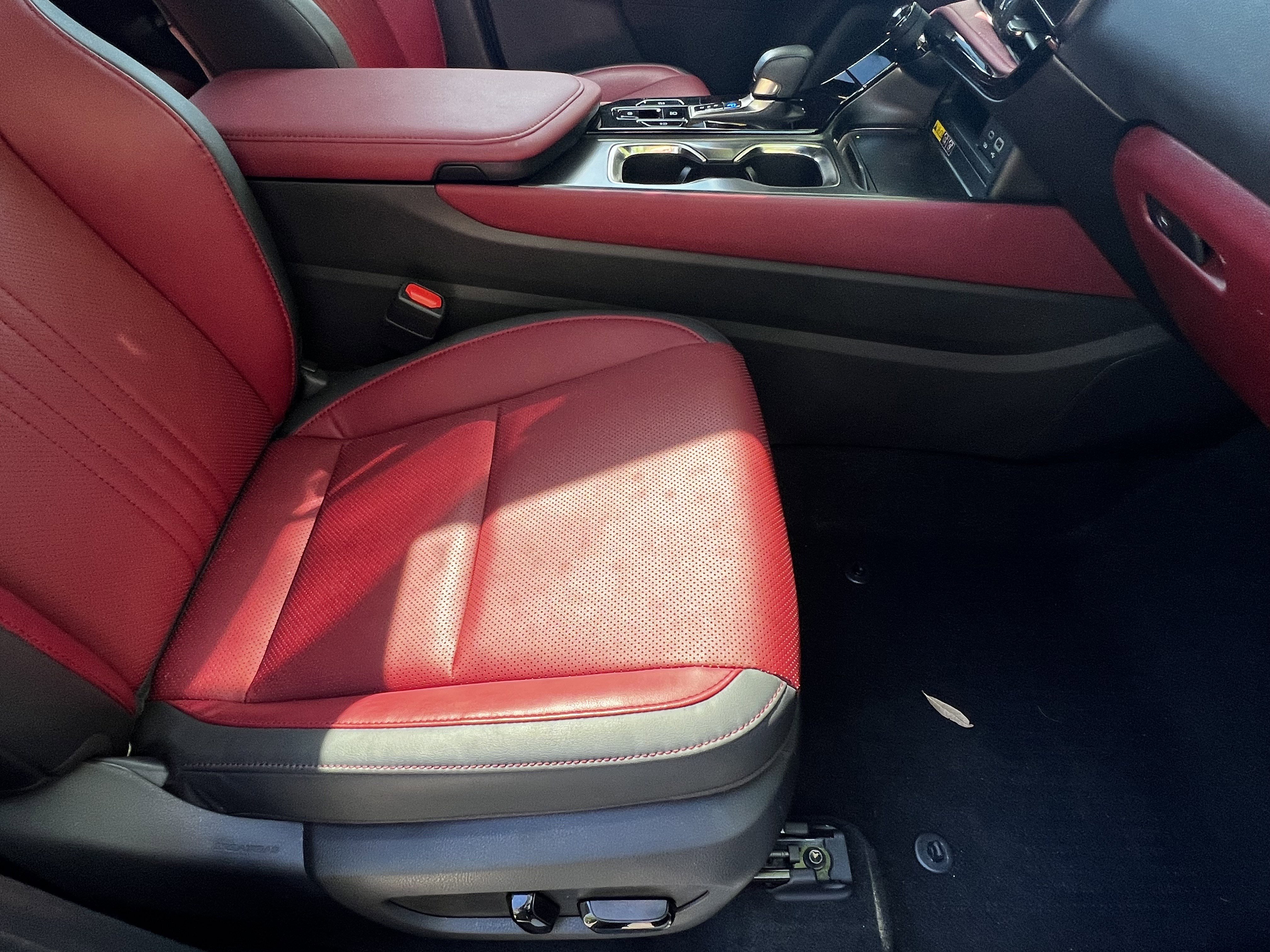 Used 2025 Lexus NX 250 FWD w/ Towing Package (2000 Lbs) image 44