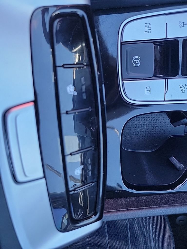 Used 2022 Hyundai Santa Cruz SEL image 27