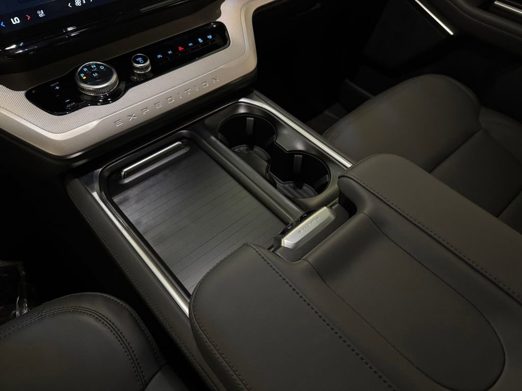 New 2026 Ford Expedition Max Active image 33