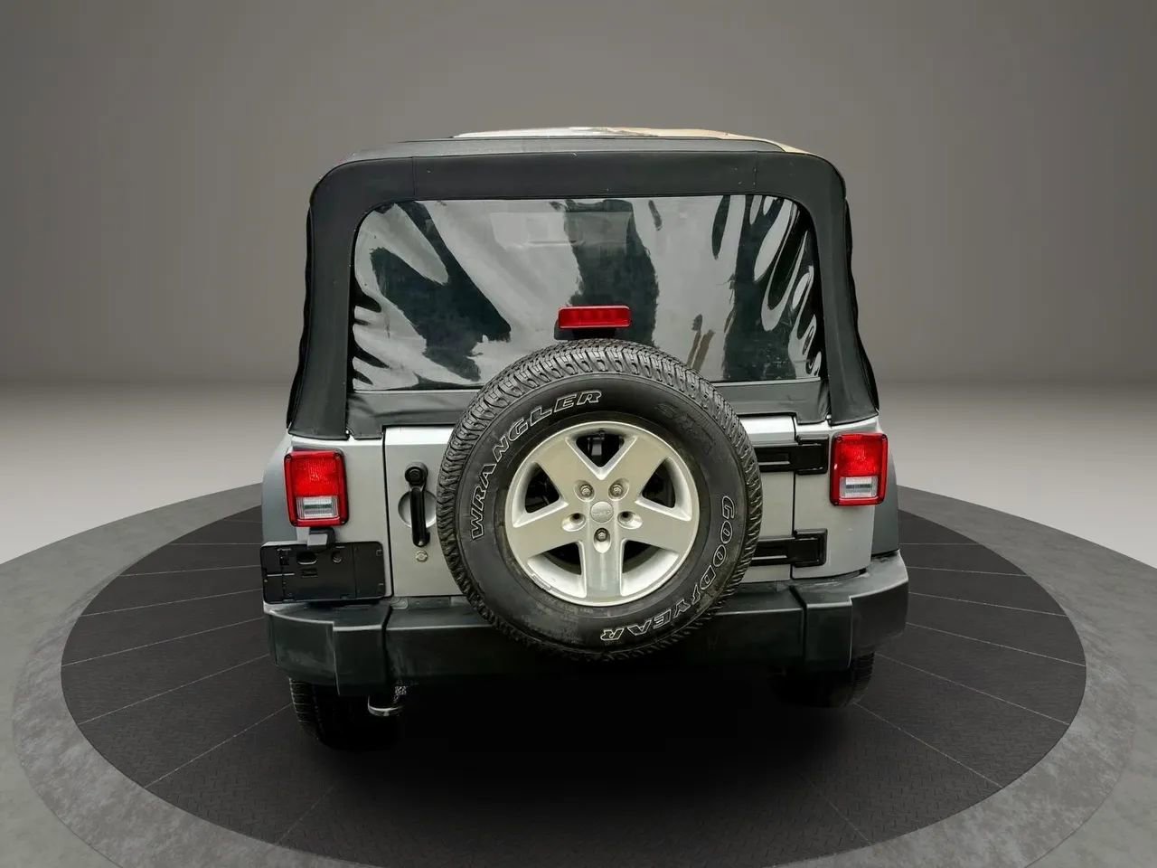 Used 2015 Jeep Wrangler Unlimited Sport w/ Quick Order Package 24S AWD/4WD image 5