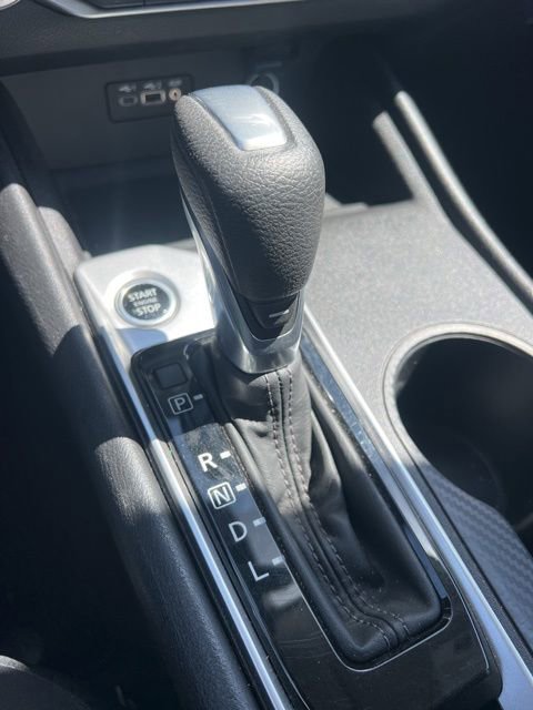 Used 2025 Nissan Altima 2.5 SV FWD image 18