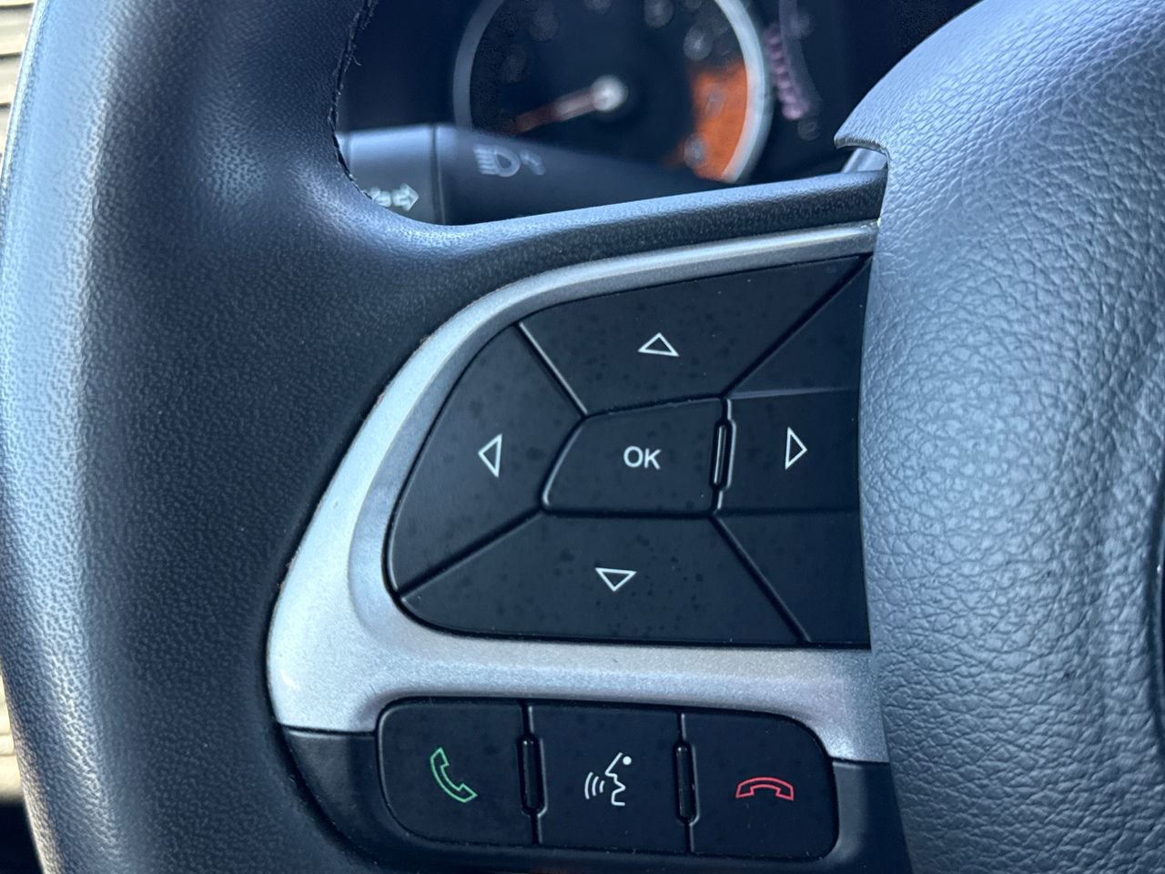 Used 2018 Jeep Renegade Latitude image 26