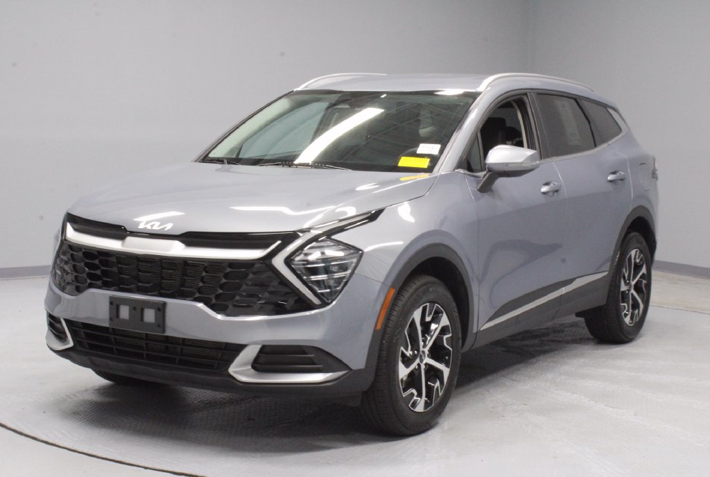 Used 2025 Kia Sportage EX AWD/4WD image 4