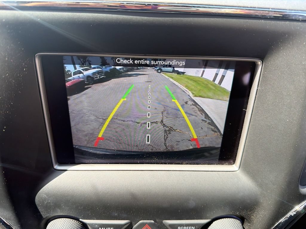 Used 2021 Jeep Grand Cherokee Laredo RWD image 22