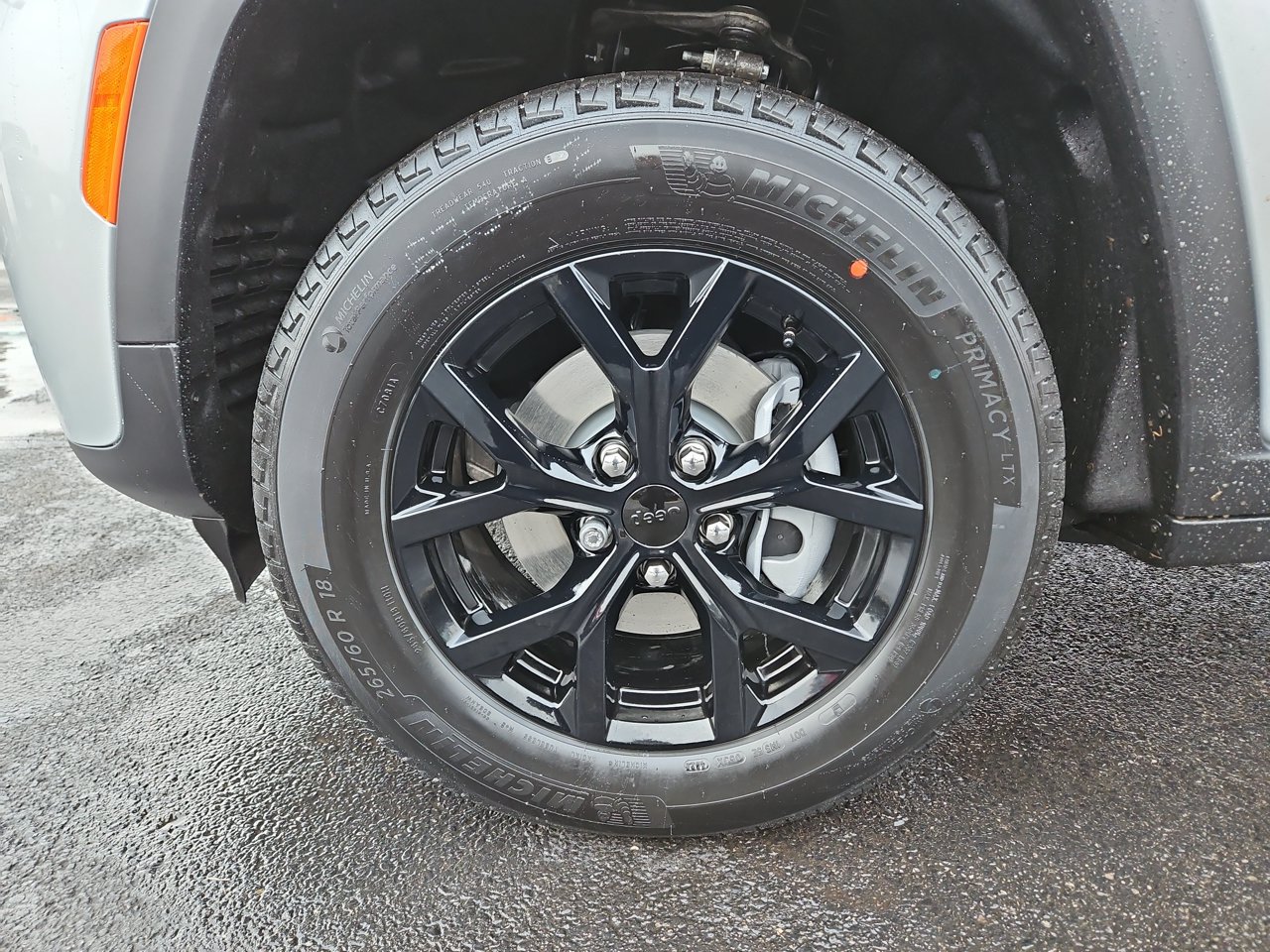 New 2026 Jeep Grand Cherokee Altitude AWD/4WD image 9