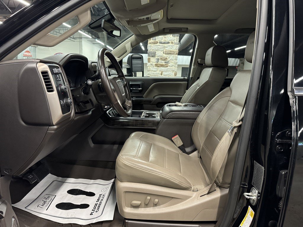 Used 2015 GMC Sierra 3500 Denali w/ Duramax Plus Package AWD/4WD image 22