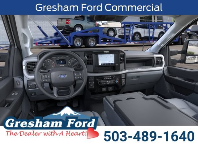 New 2026 Ford F550 4x4 Regular Cab Super Duty image 11