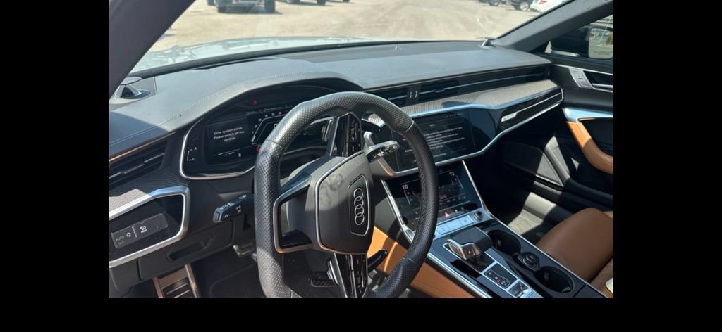 Used 2022 Audi RS 6 AWD/4WD image 13