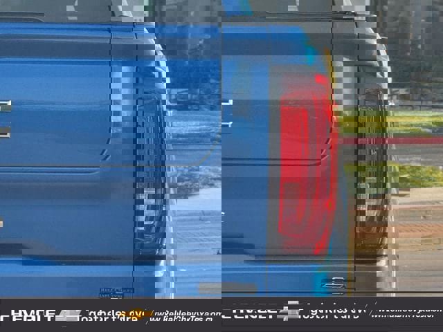 Certified 2023 GMC Sierra 1500 AT4X image 8