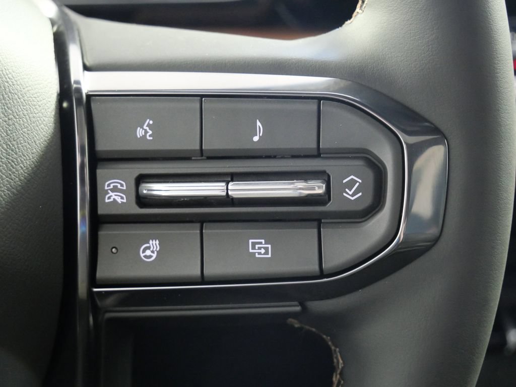 New 2026 GMC Canyon AT4 w/ Technology Plus Package AWD/4WD image 23