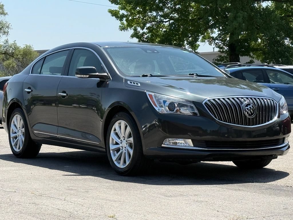 Used 2016 Buick LaCrosse Leather w/ Experience Buick Package FWD image 8