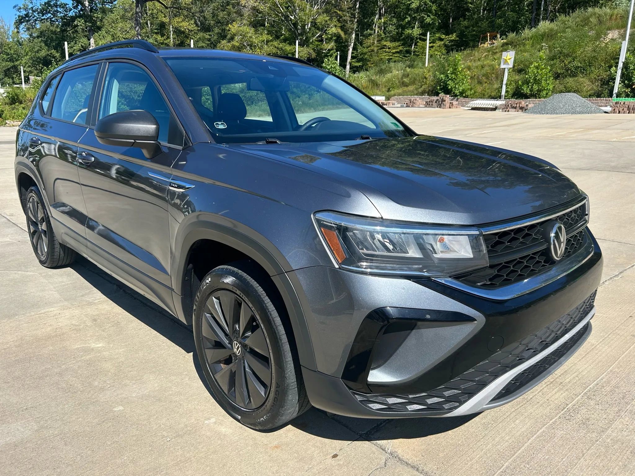 Used 2022 Volkswagen Taos S w/ IQ Drive S Package image 1