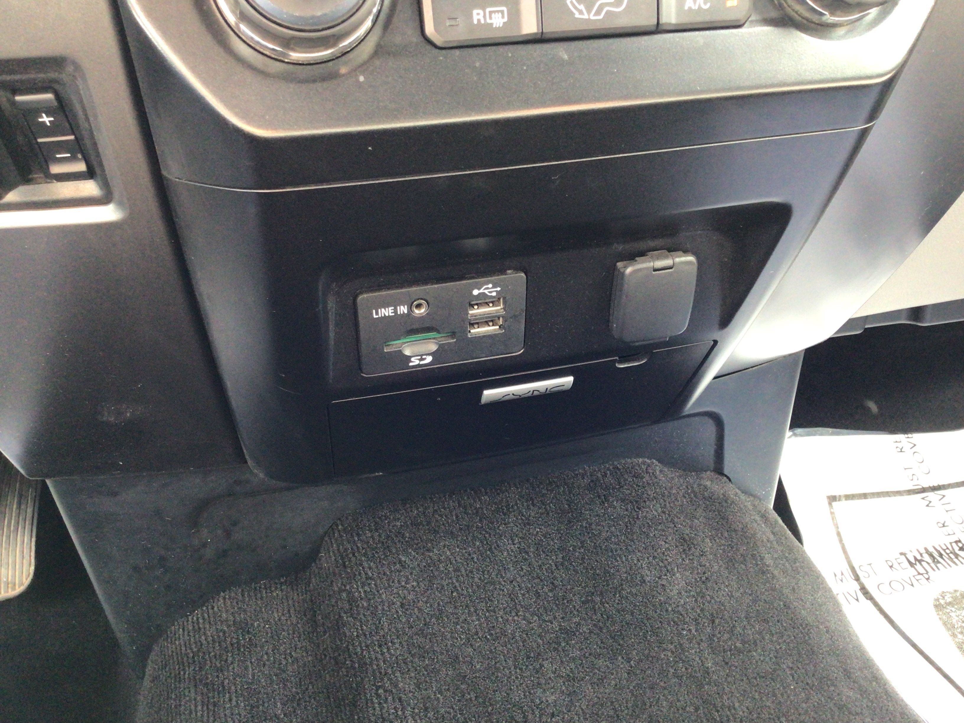 Used 2015 Ford F150 XLT w/ Equipment Group 302A Luxury AWD/4WD image 14