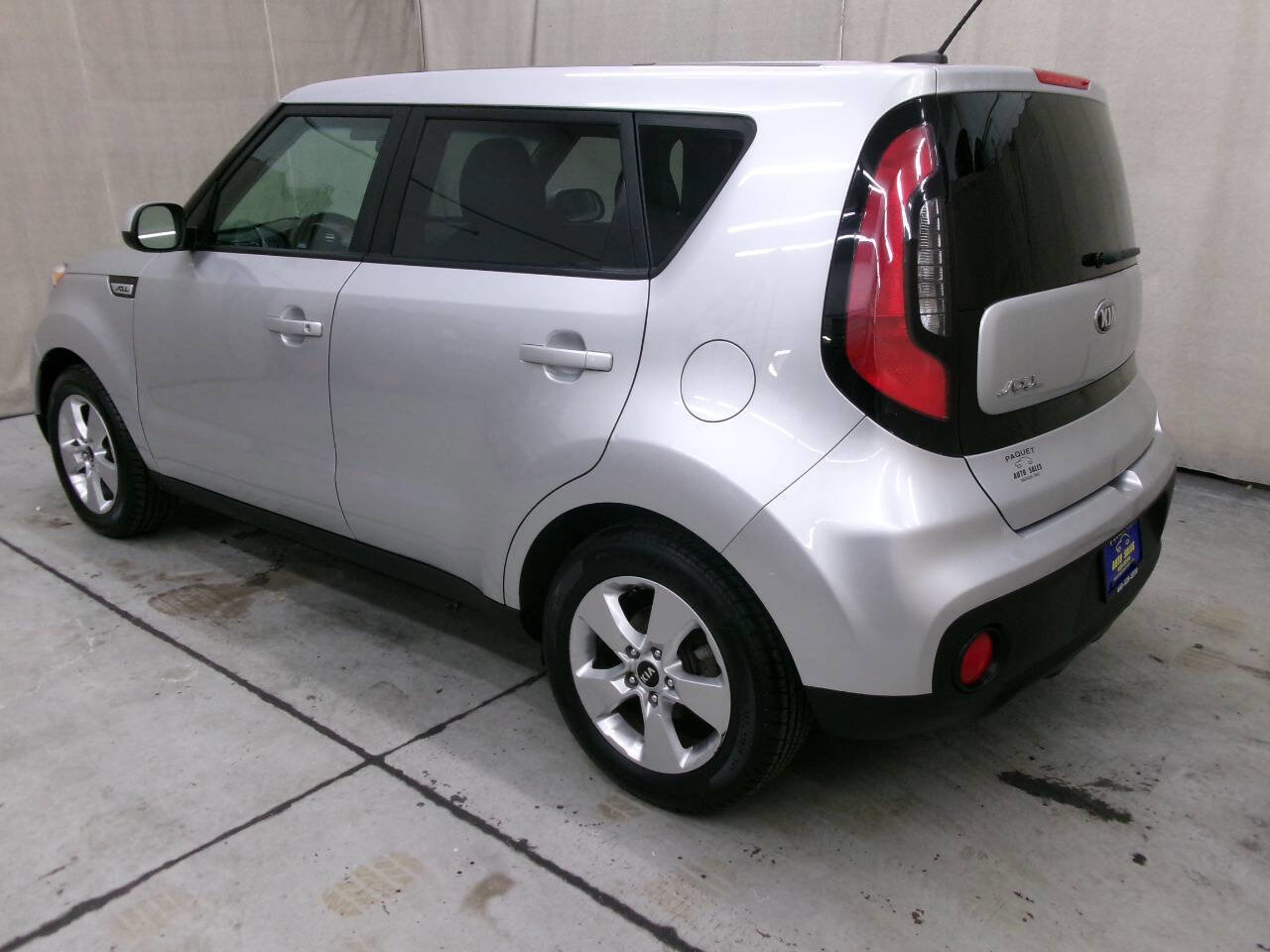 Used 2018 Kia Soul Base 4dr Crossover 6A image 5