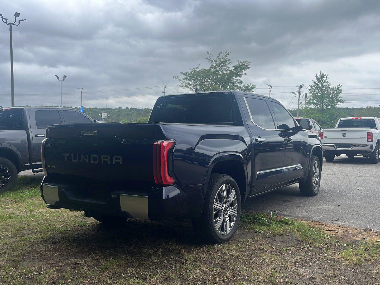 Used 2024 Toyota Tundra Capstone AWD/4WD image 5