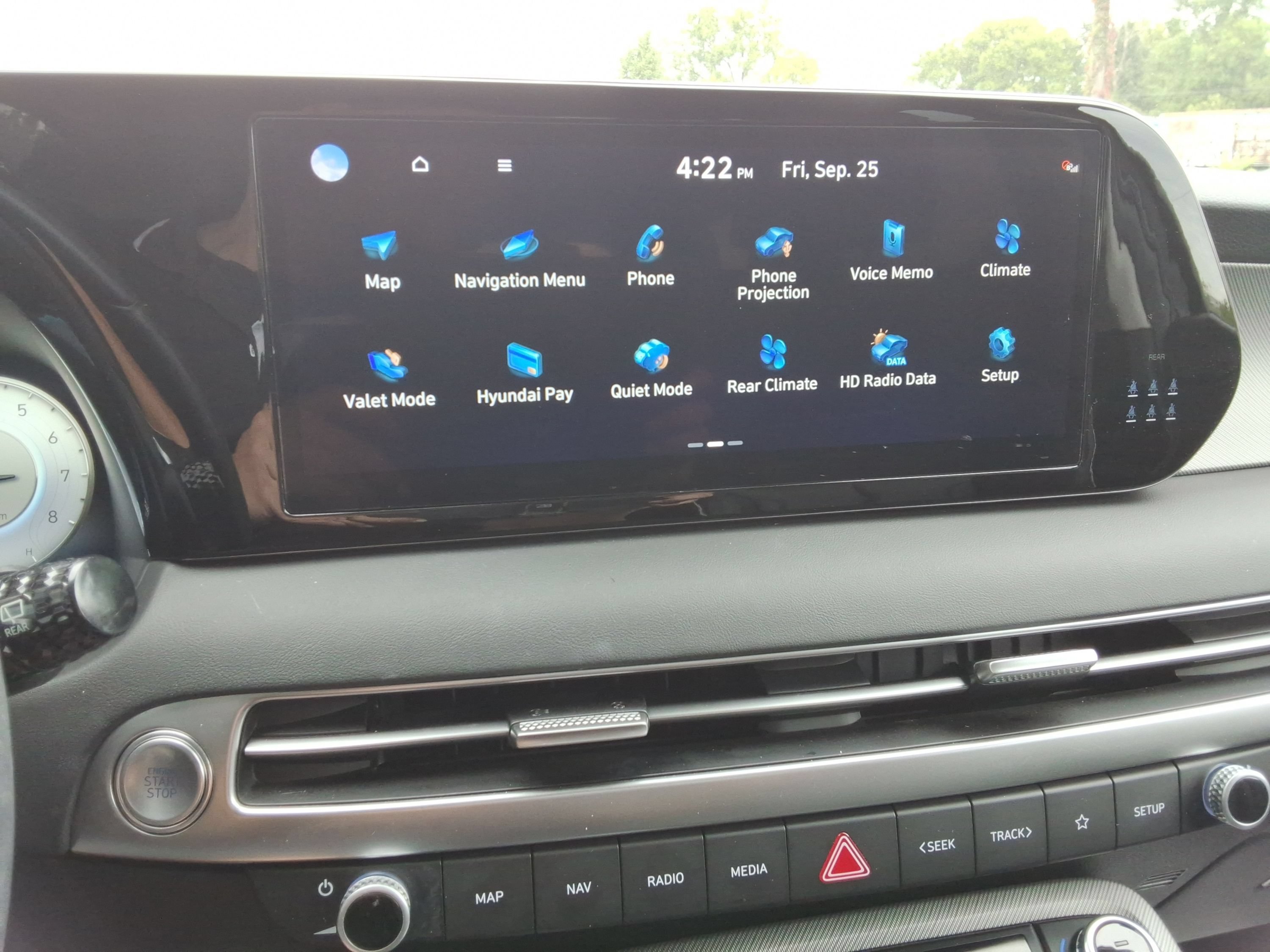 Used 2025 Hyundai Palisade SEL AWD/4WD image 15