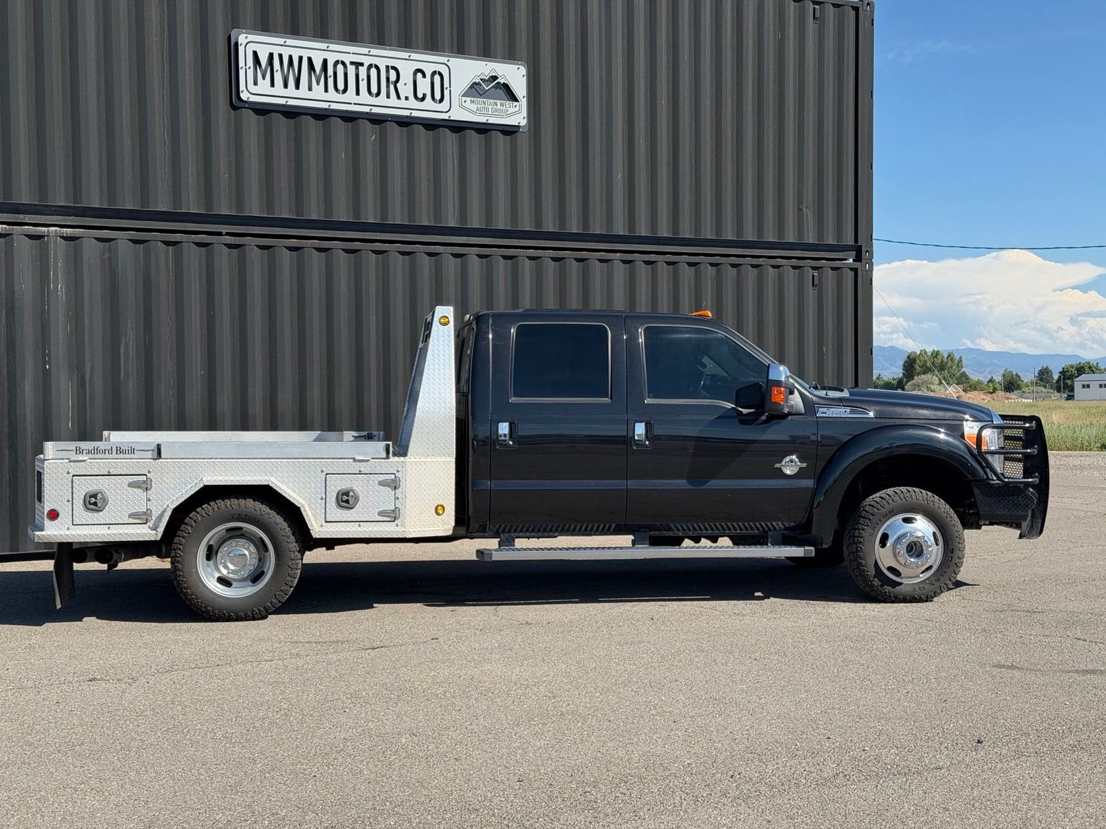 Used 2014 Ford F450 Lariat w/ Lariat Ultimate Package AWD/4WD image 3