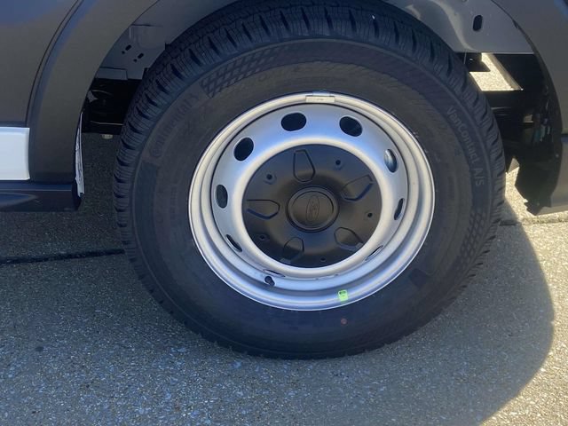 New 2026 Ford Transit 250 148 Medium Roof RWD image 7