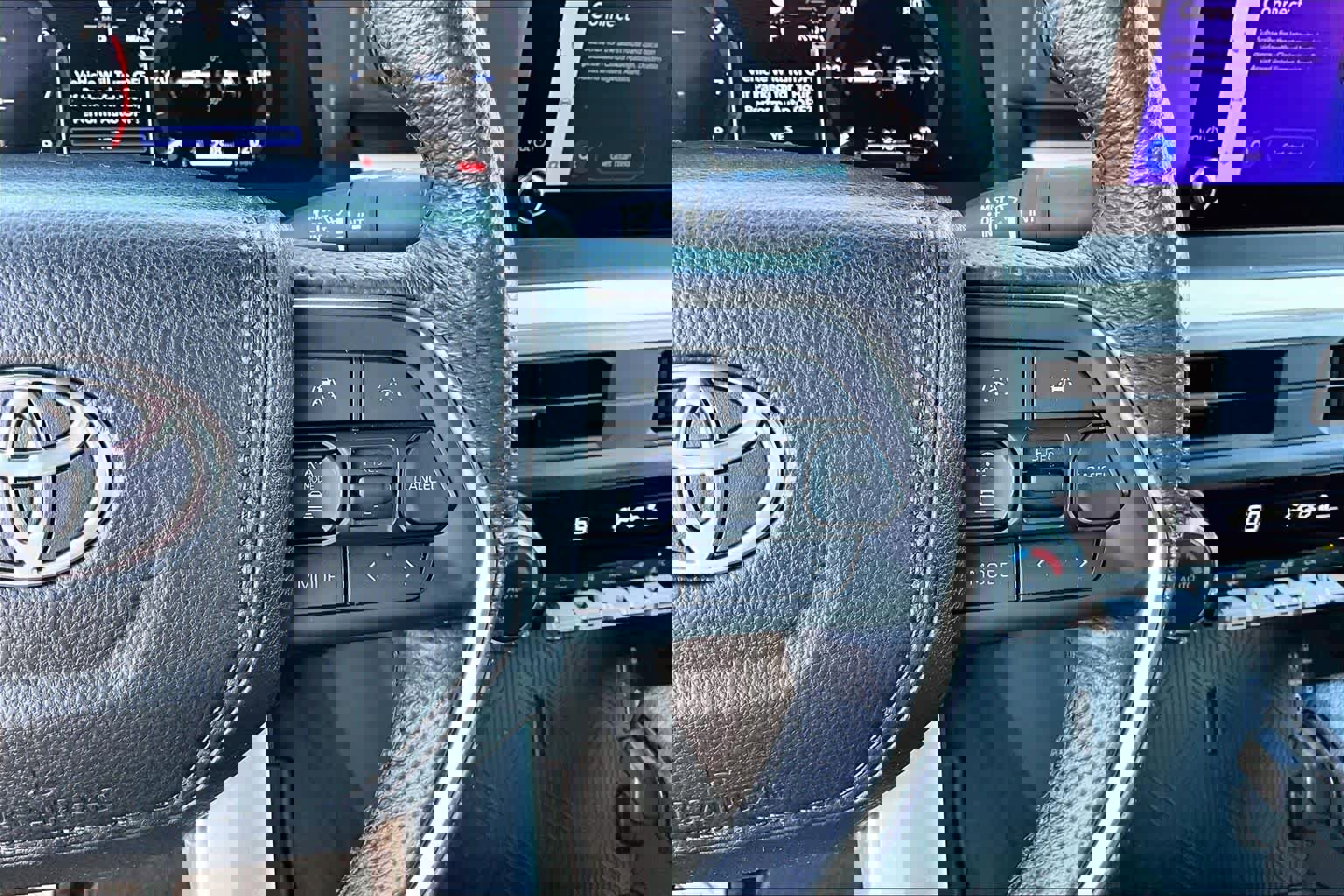 Certified 2024 Toyota Tacoma TRD Off-Road image 24