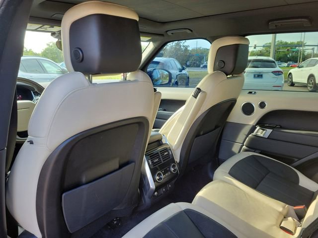 Used 2020 Land Rover Range Rover Sport HST image 12