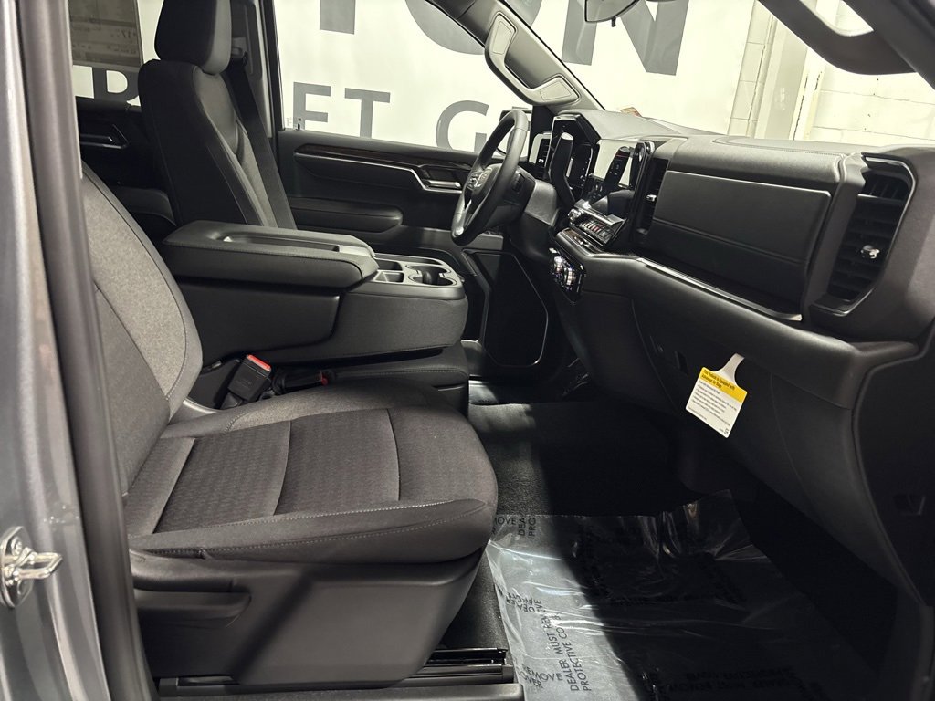New 2026 GMC Sierra 1500 SLE w/ Preferred Package image 27