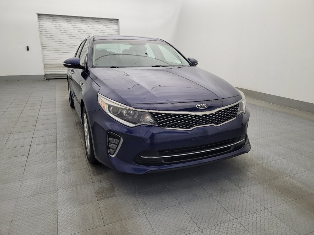 Used 2018 Kia Optima S image 14
