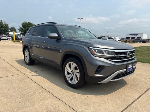 Used 2021 Volkswagen Atlas SE w/ Panoramic Sunroof Package AWD/4WD image 2