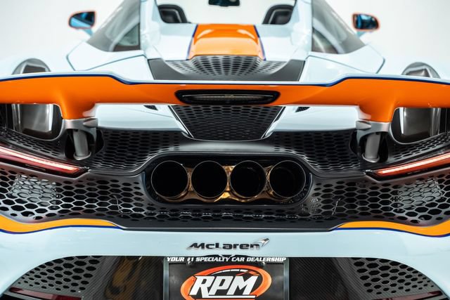 Used 2022 McLaren 765LT RWD image 18