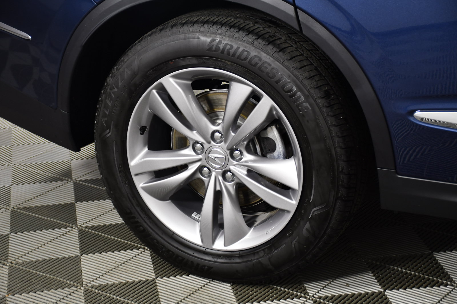 Certified 2025 Acura MDX SH-AWD image 56
