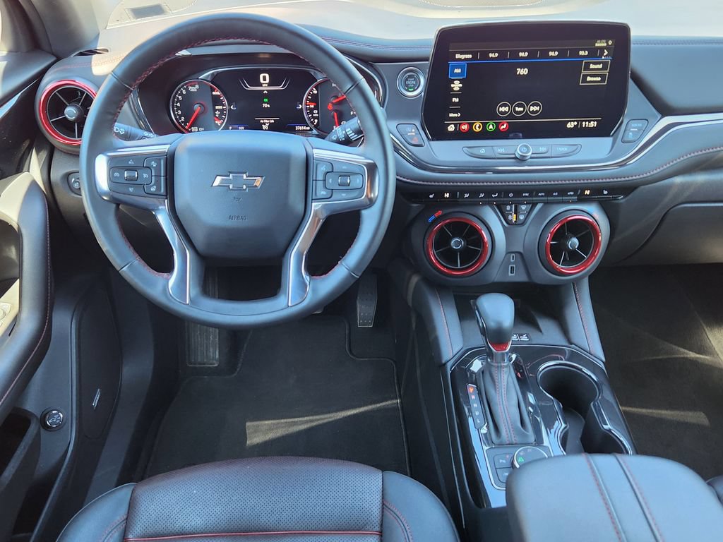 Used 2025 Chevrolet Blazer RS FWD image 32
