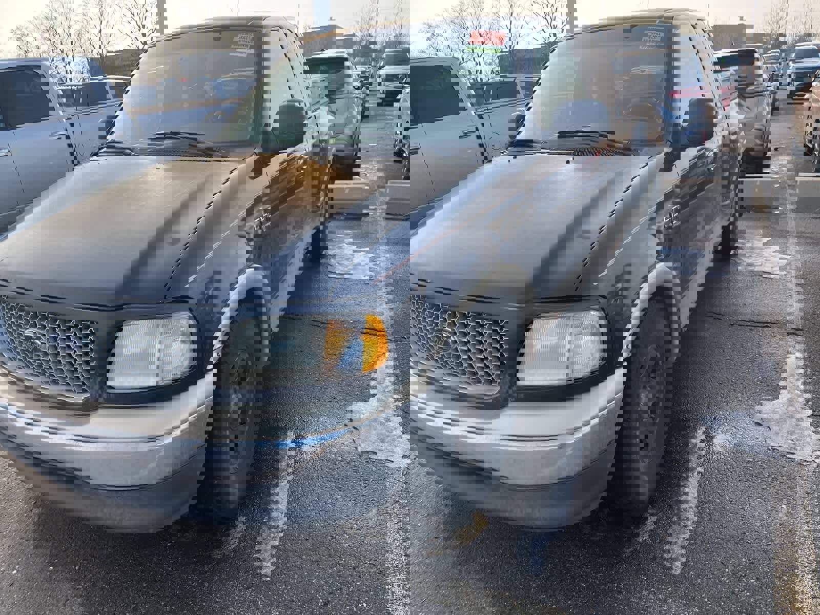 Used 1999 Ford F150 Lariat image 4